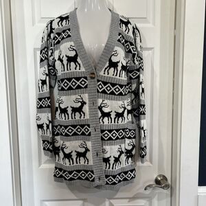 V28 Women's L Christmas Reindeer Pocket Long Cardigan Sweater Gray